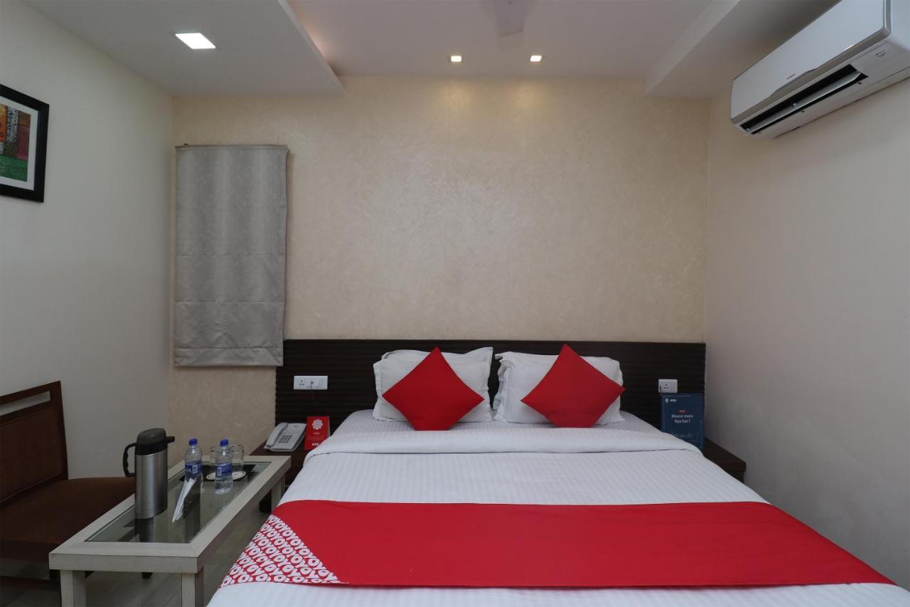 Oyo 29382 Golden Laurel Inn Deoria Extérieur photo